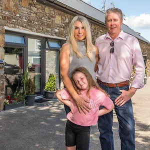  Holiday home Curragh House