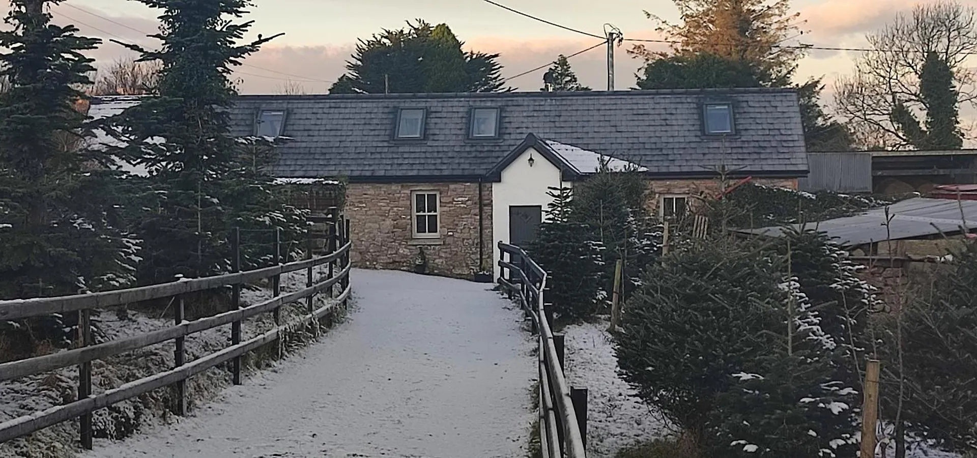 The Old House At Belfield Villa Tralee 0*,