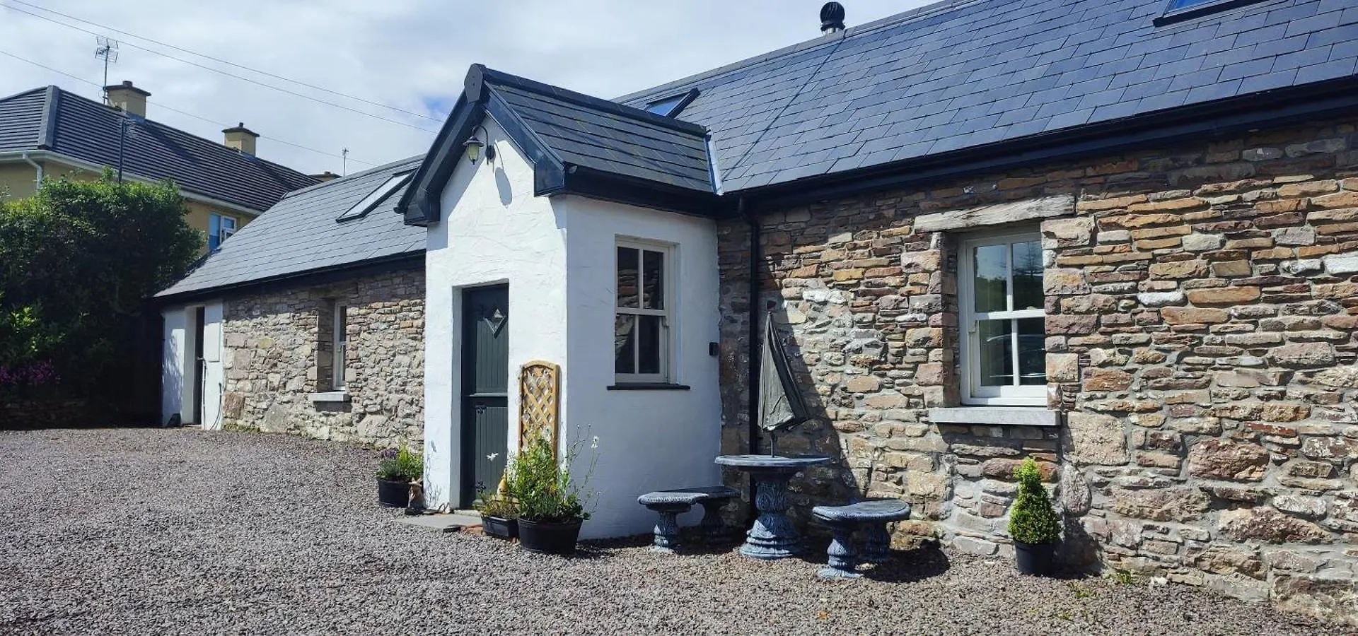 特拉利The Old House At Belfield别墅